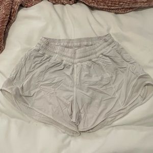 Lulu lemon tracker shorts